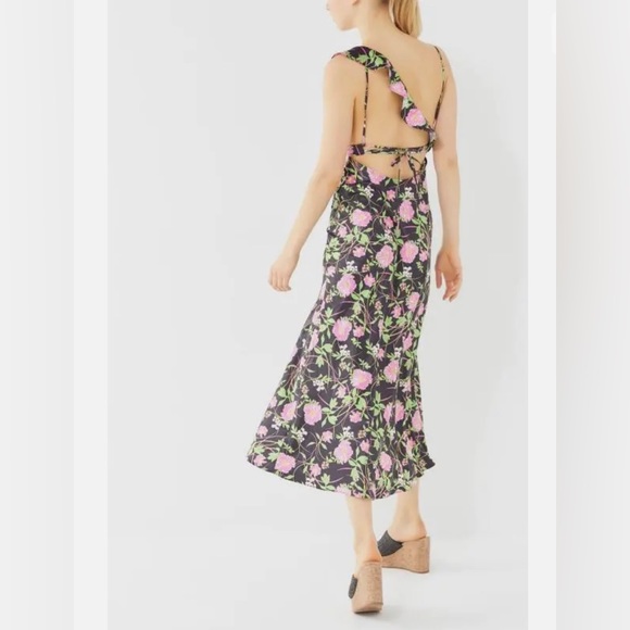 UO Flamenco Ruffle Tie Back Slip Dress - Picture 2 of 5